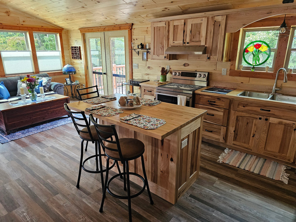 The Craftsman Cabin (2 bed 2 bath, 2 bed 1 bath or 1 bed 1 bath options)