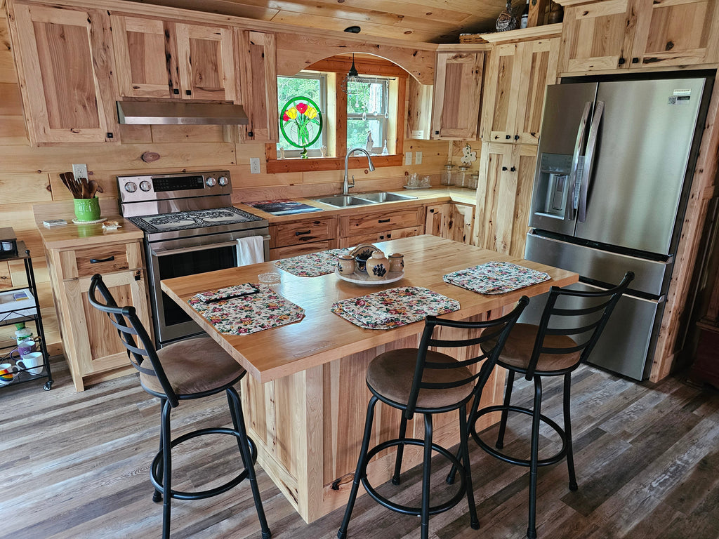 The Craftsman Cabin (2 bed 2 bath, 2 bed 1 bath or 1 bed 1 bath options)