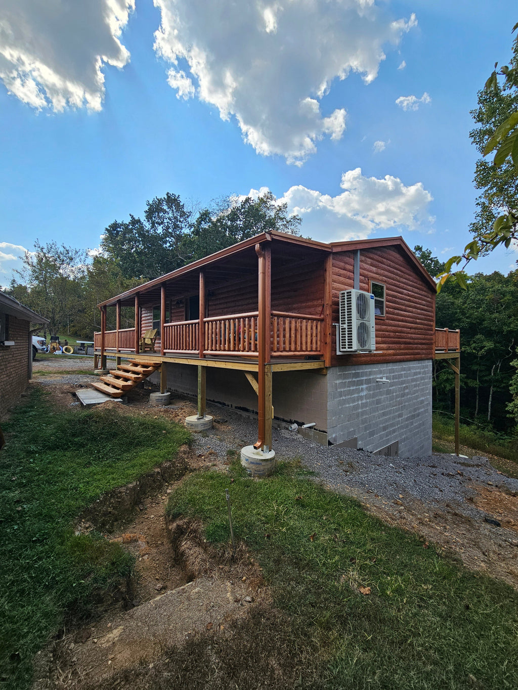 The Craftsman Cabin (2 bed 2 bath, 2 bed 1 bath or 1 bed 1 bath options)