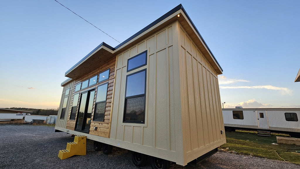 The Meridian Mono – Modern Park Model RV with Monoslope Design (1 IN STOCK!)