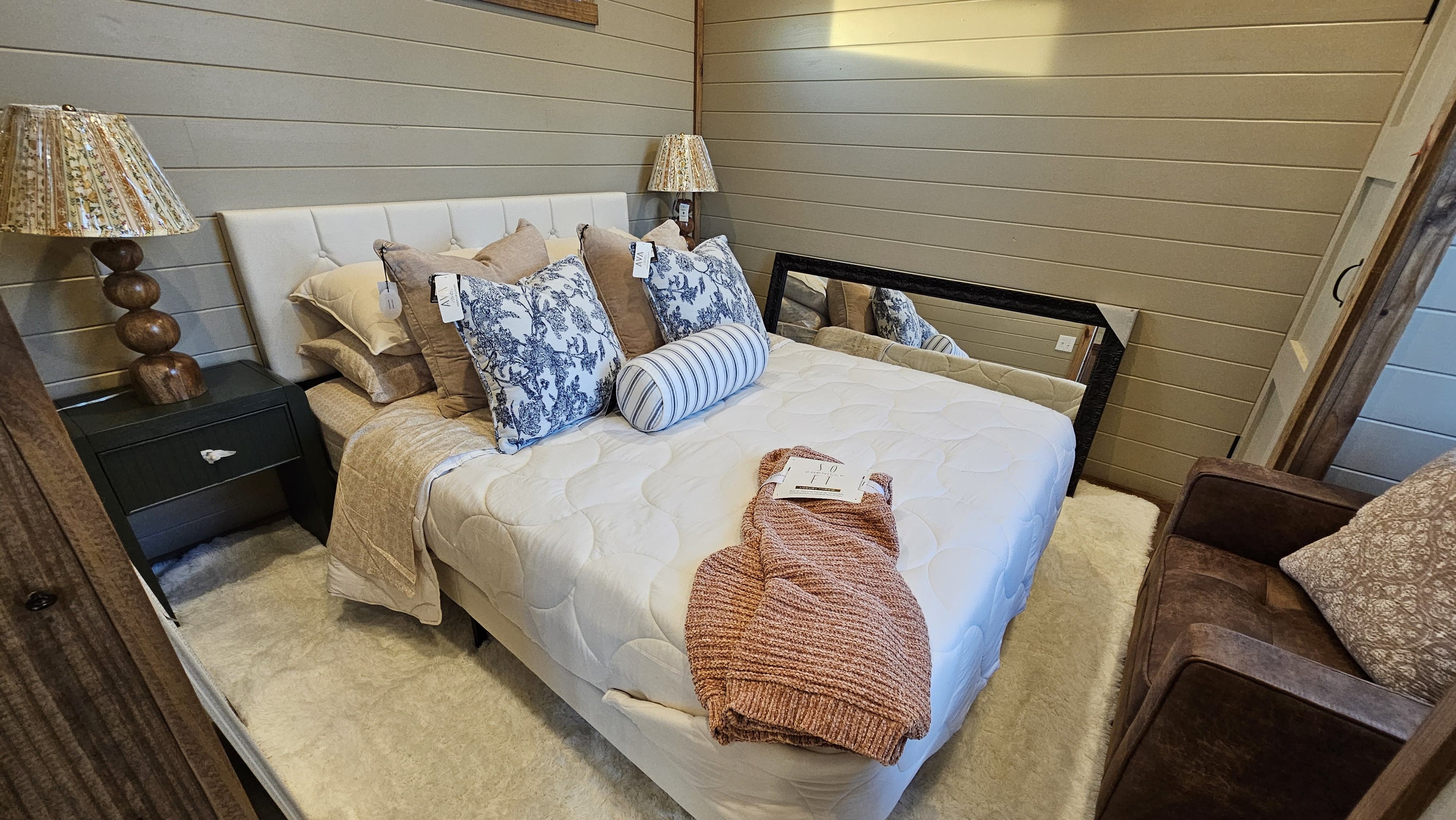 The Meridian Mono – Modern Park Model RV with Monoslope Design (1 IN STOCK!)