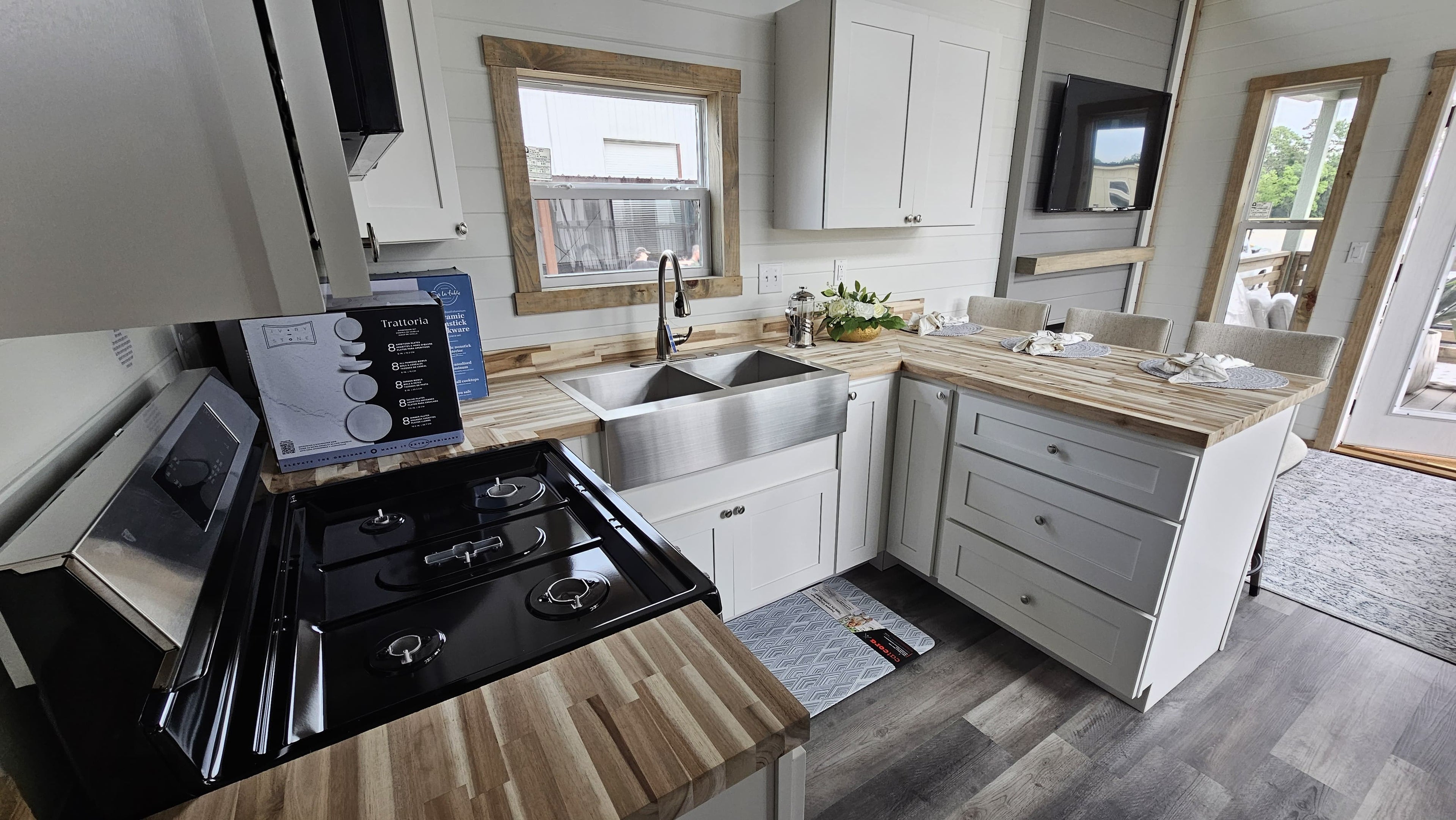 The Mason – Best-Selling Park Model RV Built for Comfort & Function