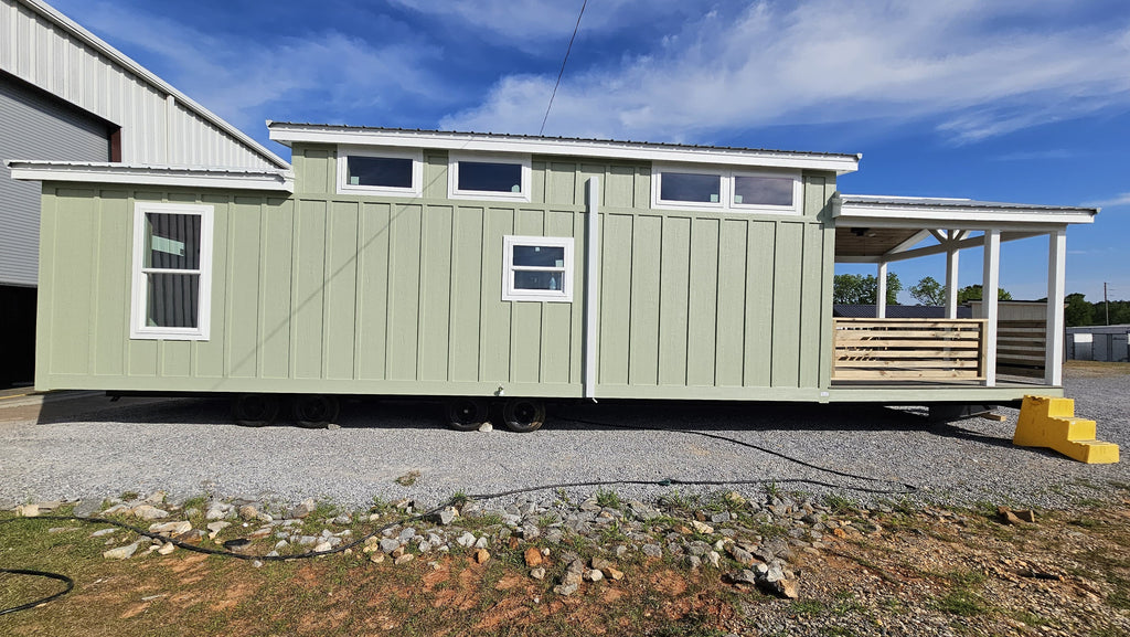 The Drift Evergreen – Modern Park Model with Loft & Bunk Room (1 IN STOCK!)