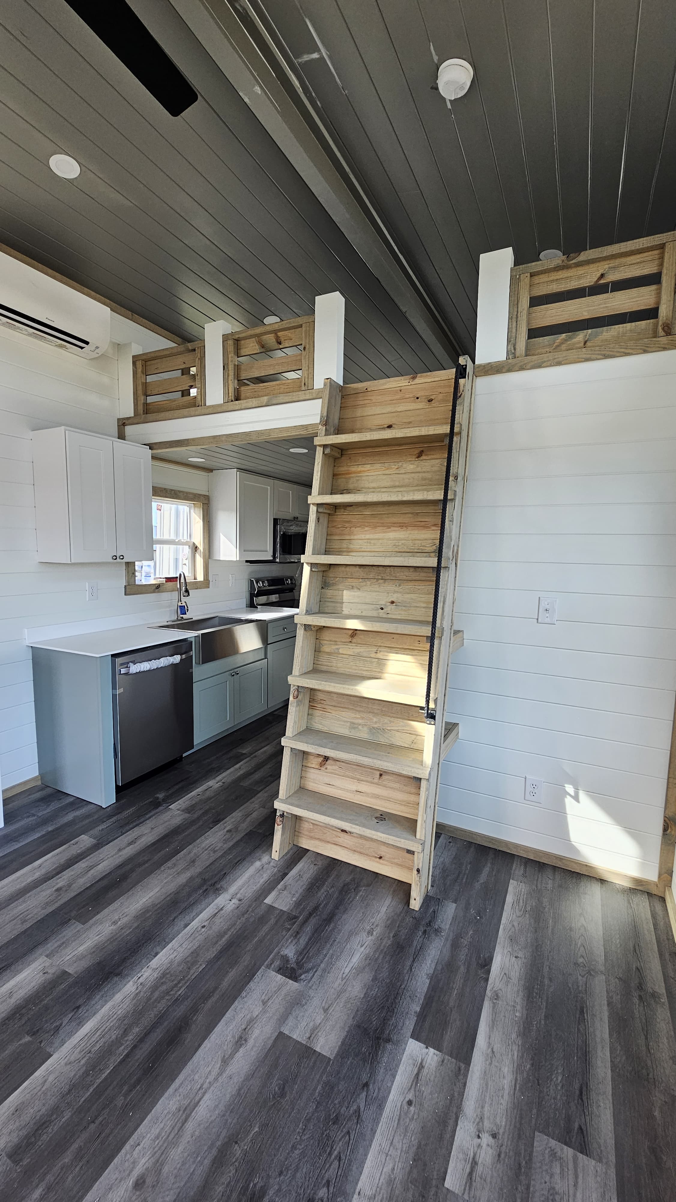 The Drift Evergreen – Modern Park Model with Loft & Bunk Room (1 IN STOCK!)