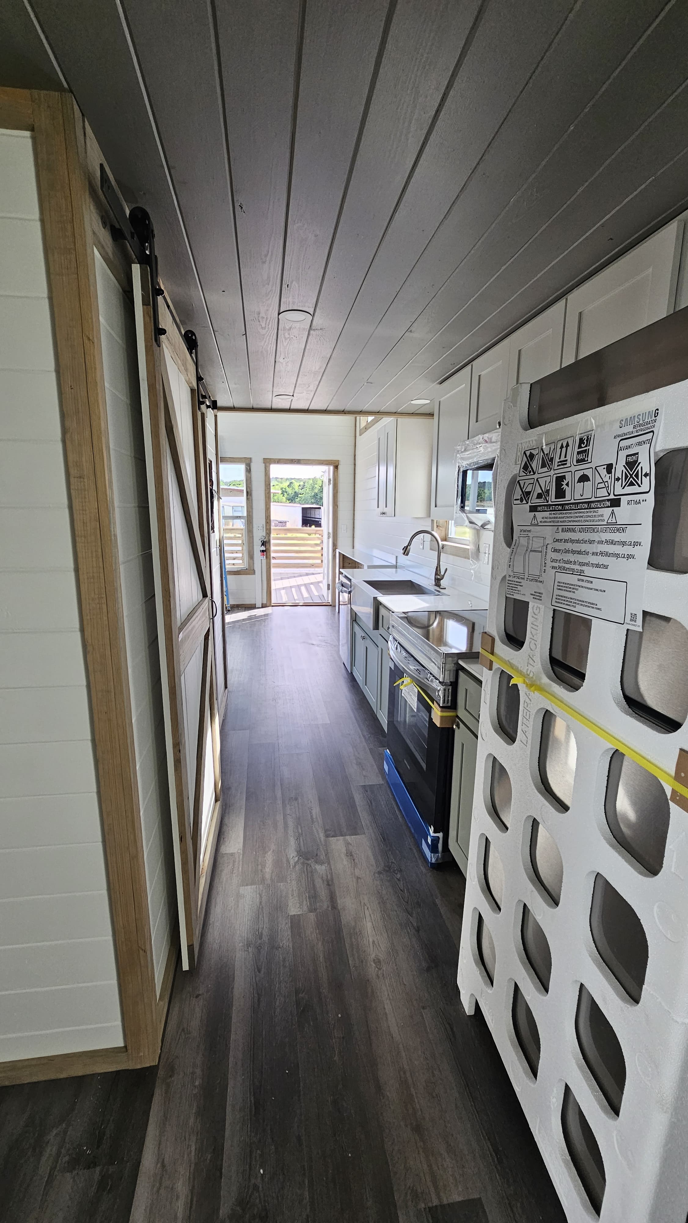 The Drift Evergreen – Modern Park Model with Loft & Bunk Room (1 IN STOCK!)