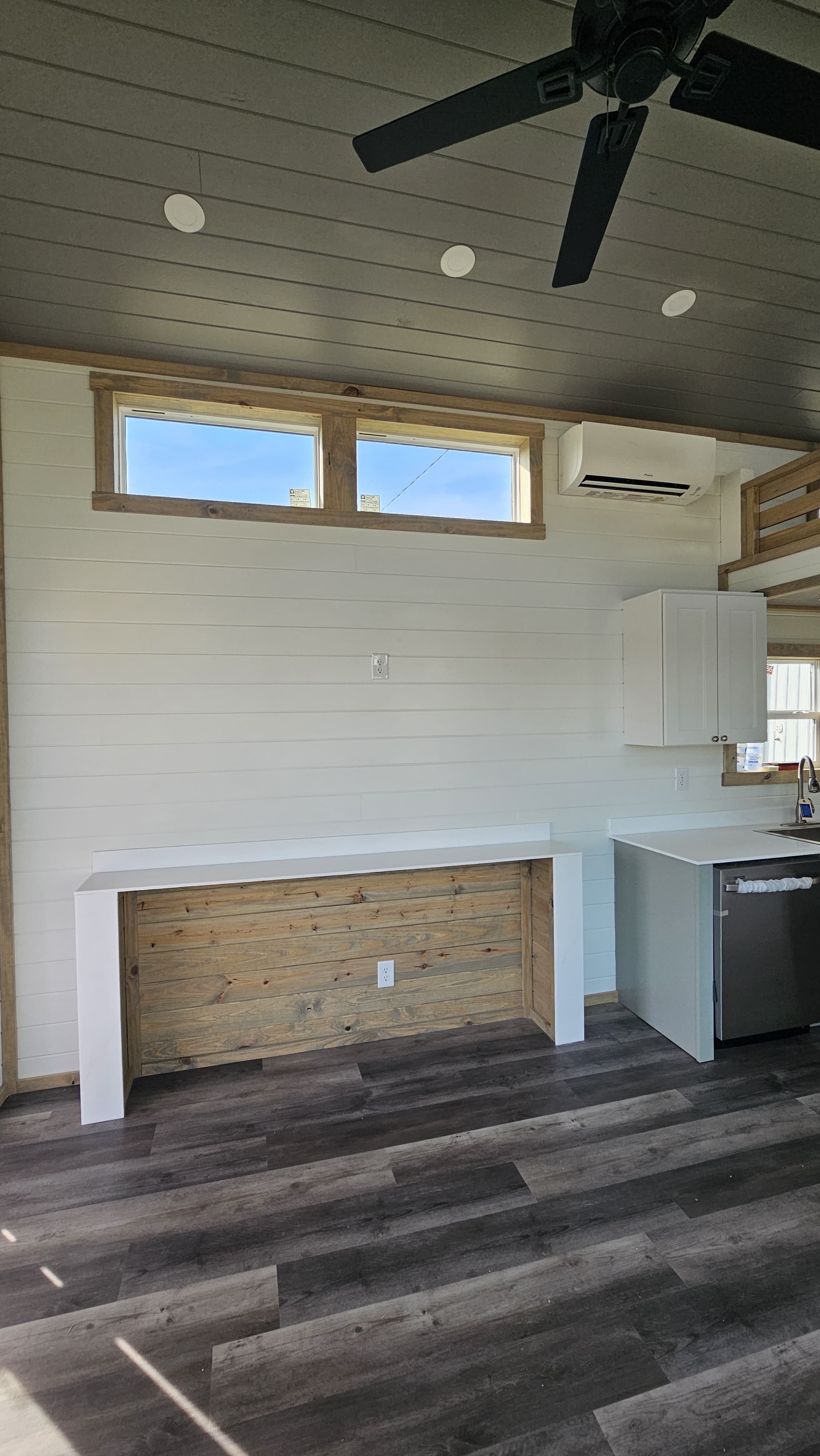 The Drift Evergreen – Modern Park Model with Loft & Bunk Room (1 IN STOCK!)