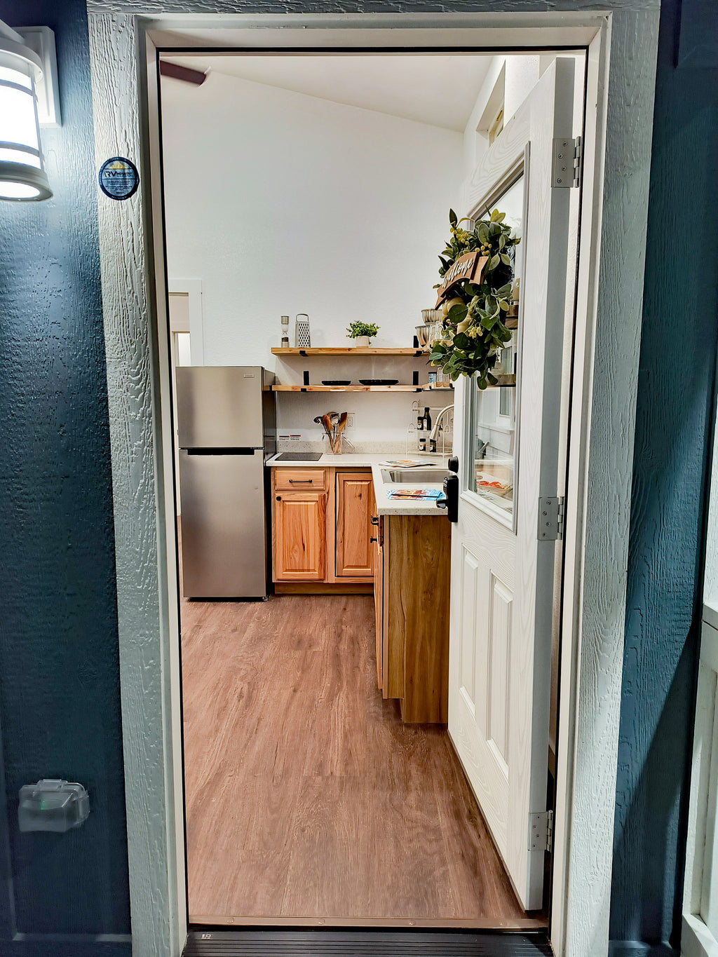 Modern RV Park Model Cottage (RVIA certified) (WYOMING PRICING)