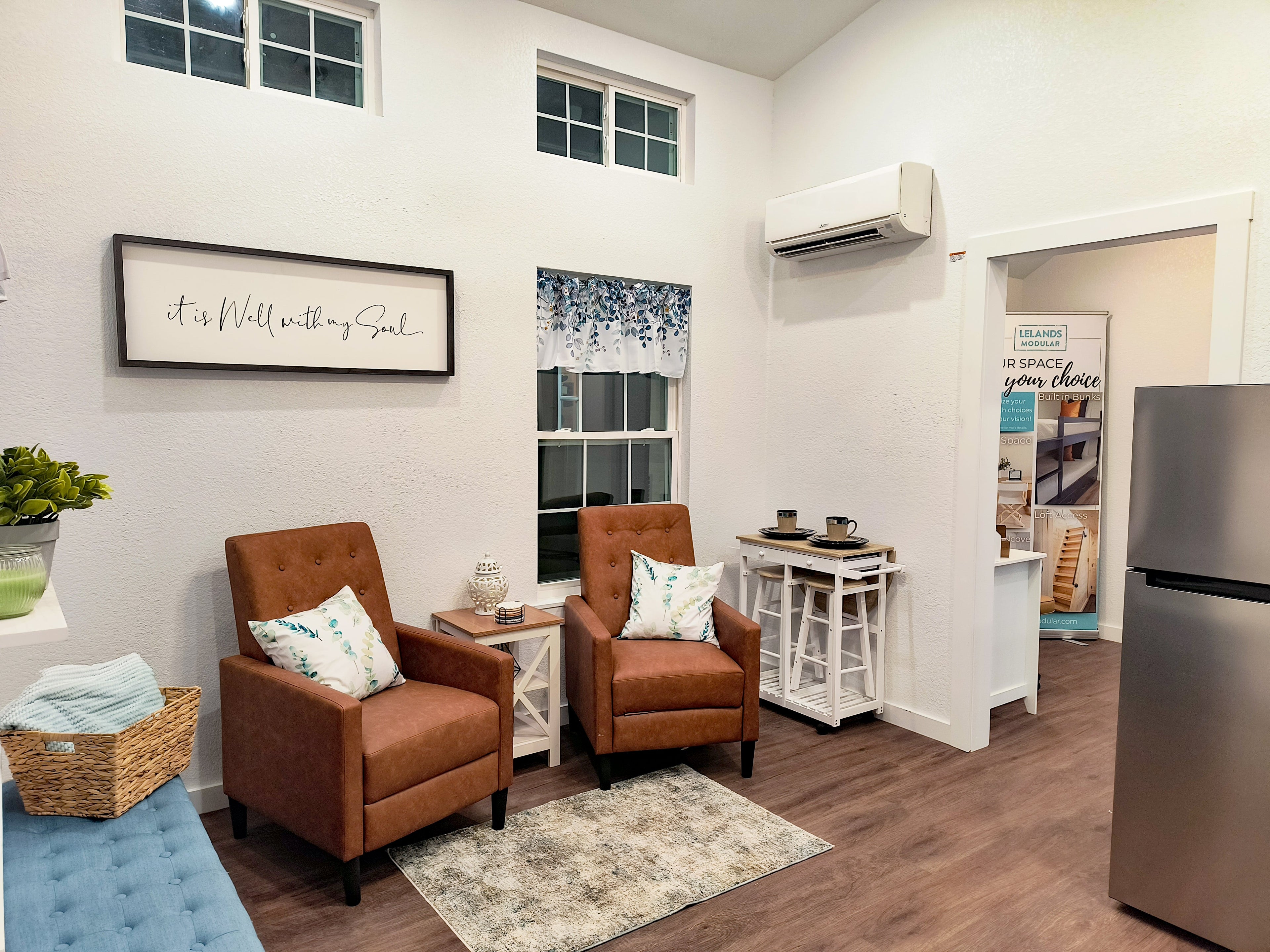 Modern RV Park Model Cottage (RVIA certified) (WASHINGTON PRICING)