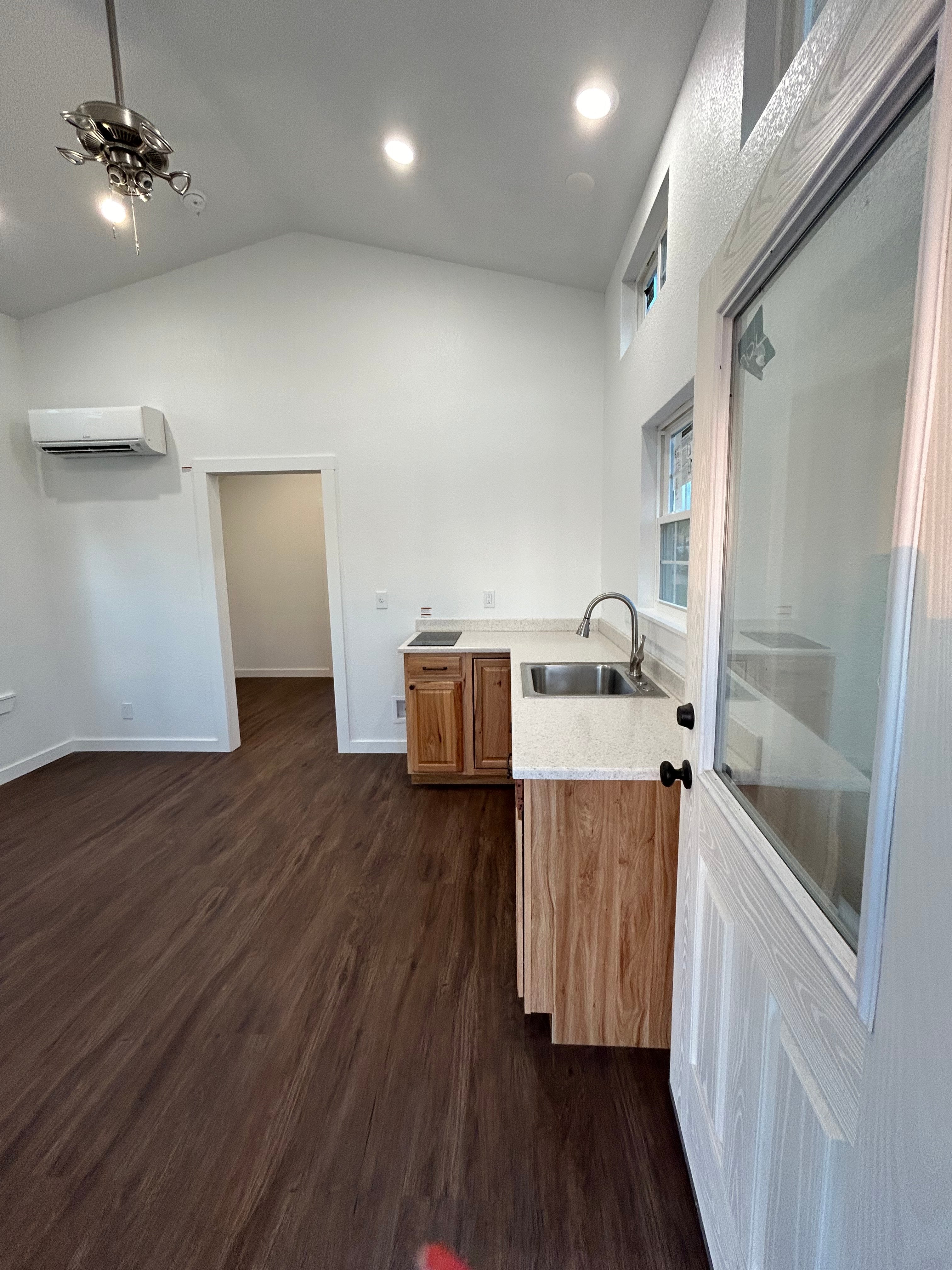 Modern RV Park Model Cottage (RVIA certified) (WYOMING PRICING)