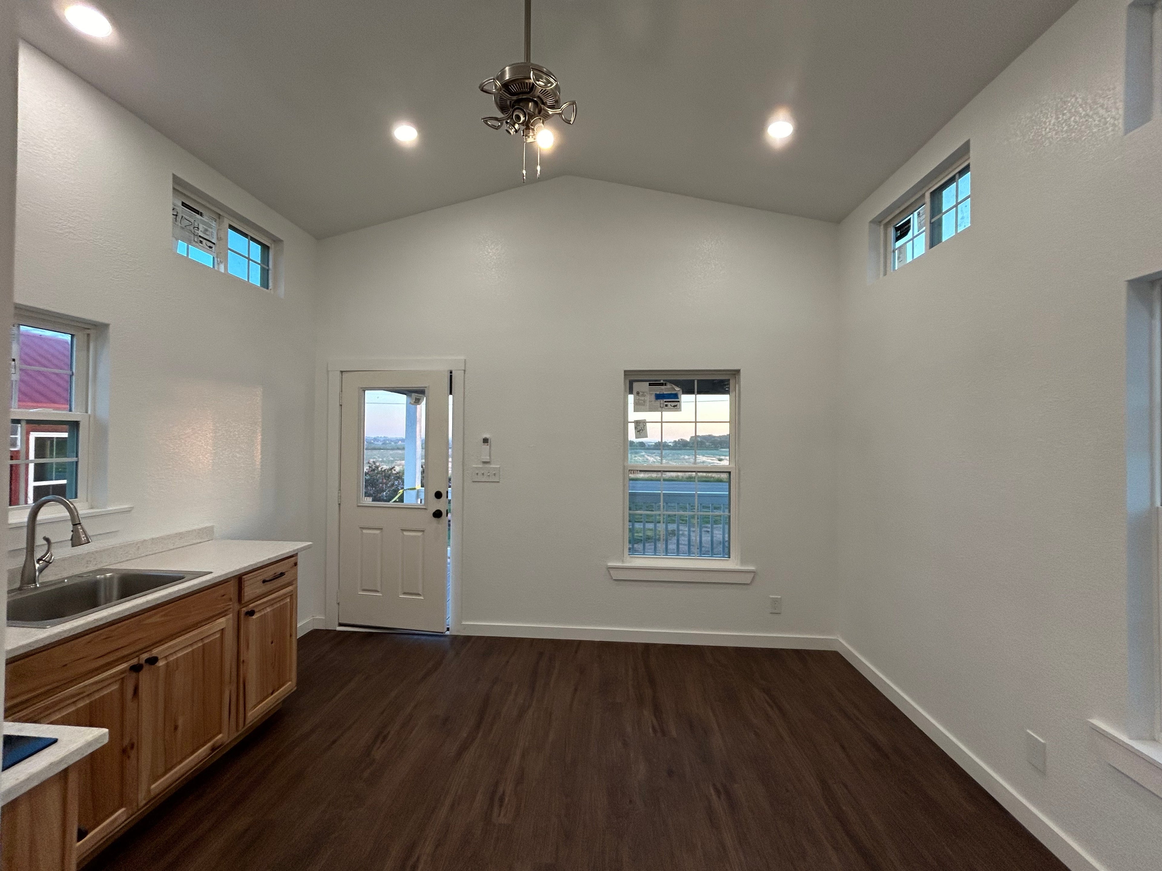 Modern RV Park Model Cottage (RVIA certified) (VIRGINIA PRICING)