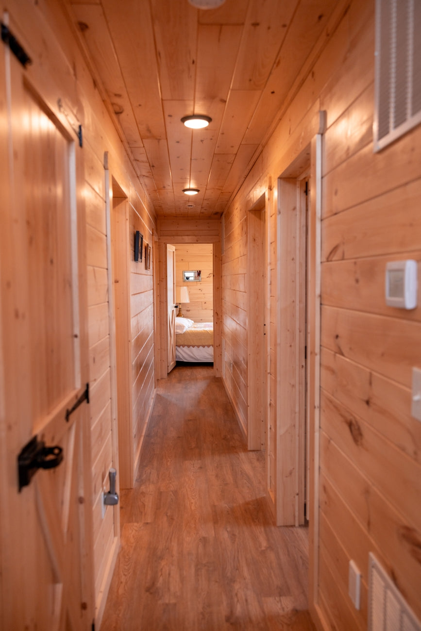 APPALACHIAN CABIN  (Shipping and Set up based on the location of your state)