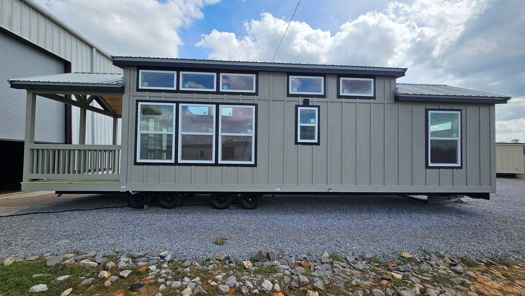 The Drift Haven – Modern Park Model with Loft & Bunk Room