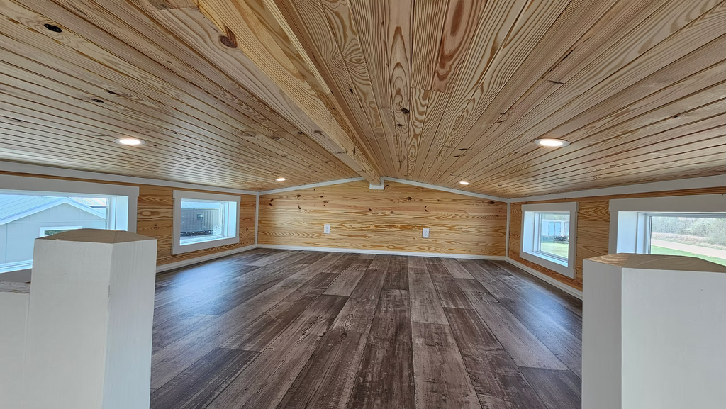 The Drift Haven – Modern Park Model with Loft & Bunk Room