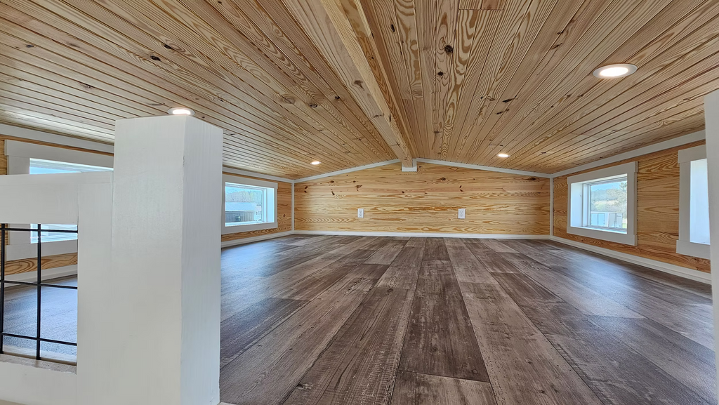 The Drift Haven – Modern Park Model with Loft & Bunk Room