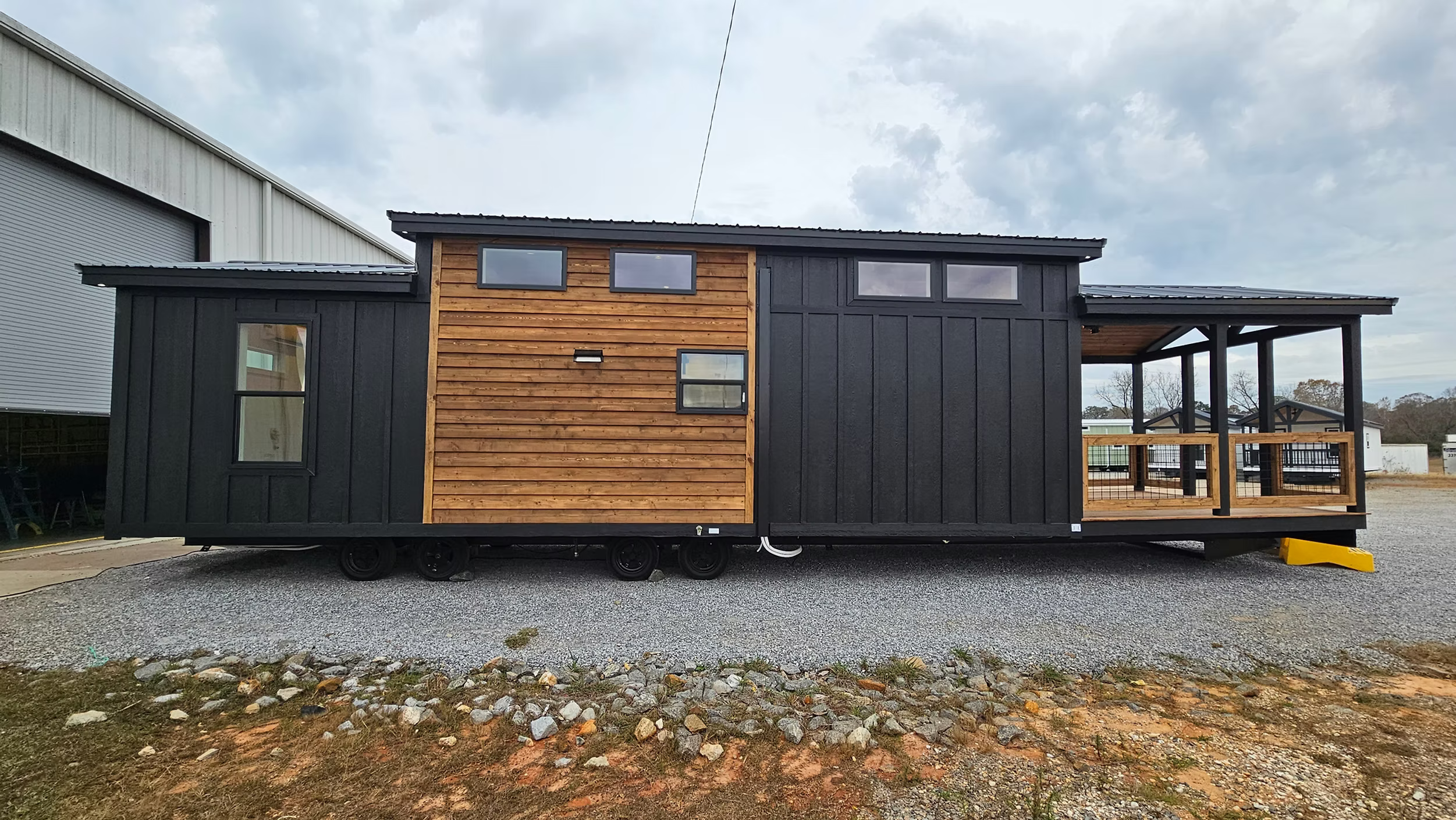 The Driftwood Loft – Modern Park Model with Loft & Bunk Room