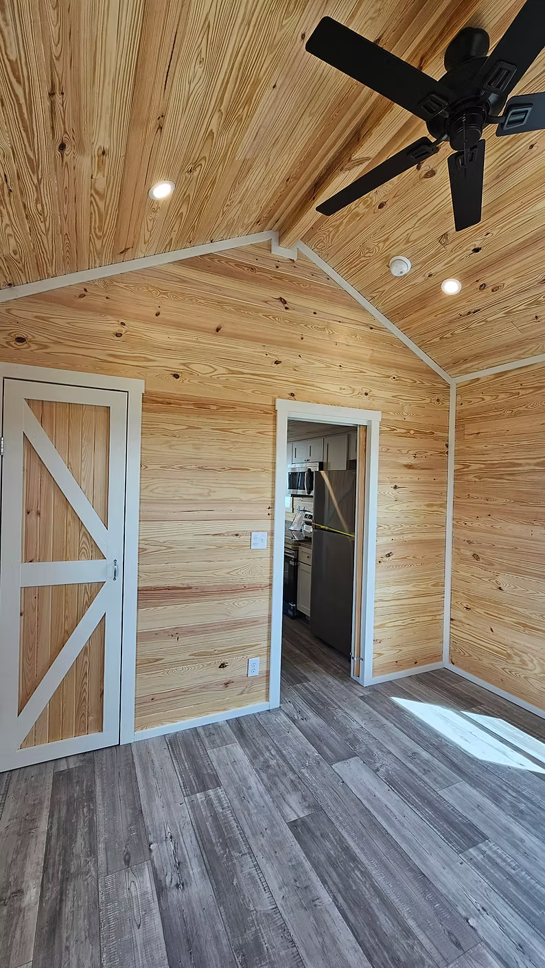 The Drift Haven – Modern Park Model with Loft & Bunk Room