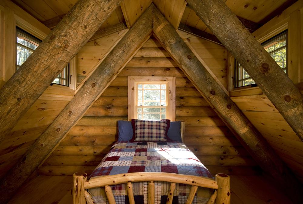 The Dreamy Fields Cabin – Luxury Log Home Kit